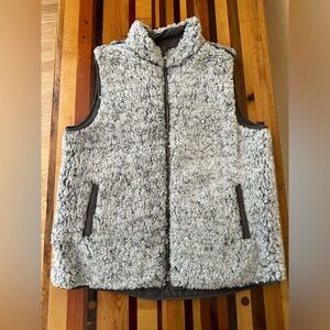 Women’s Reversible Sherpa Vest